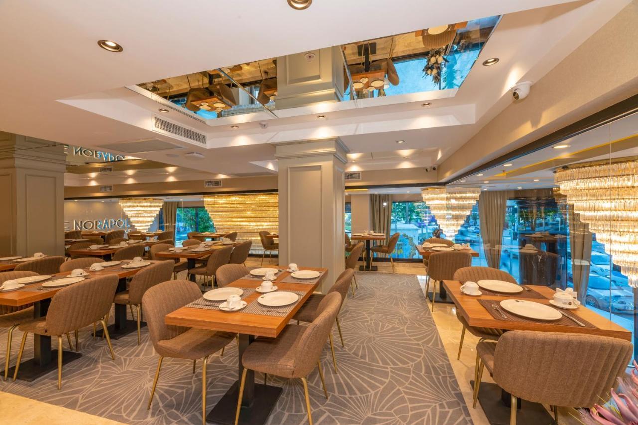 The Conforium Hotel Van Luaran gambar