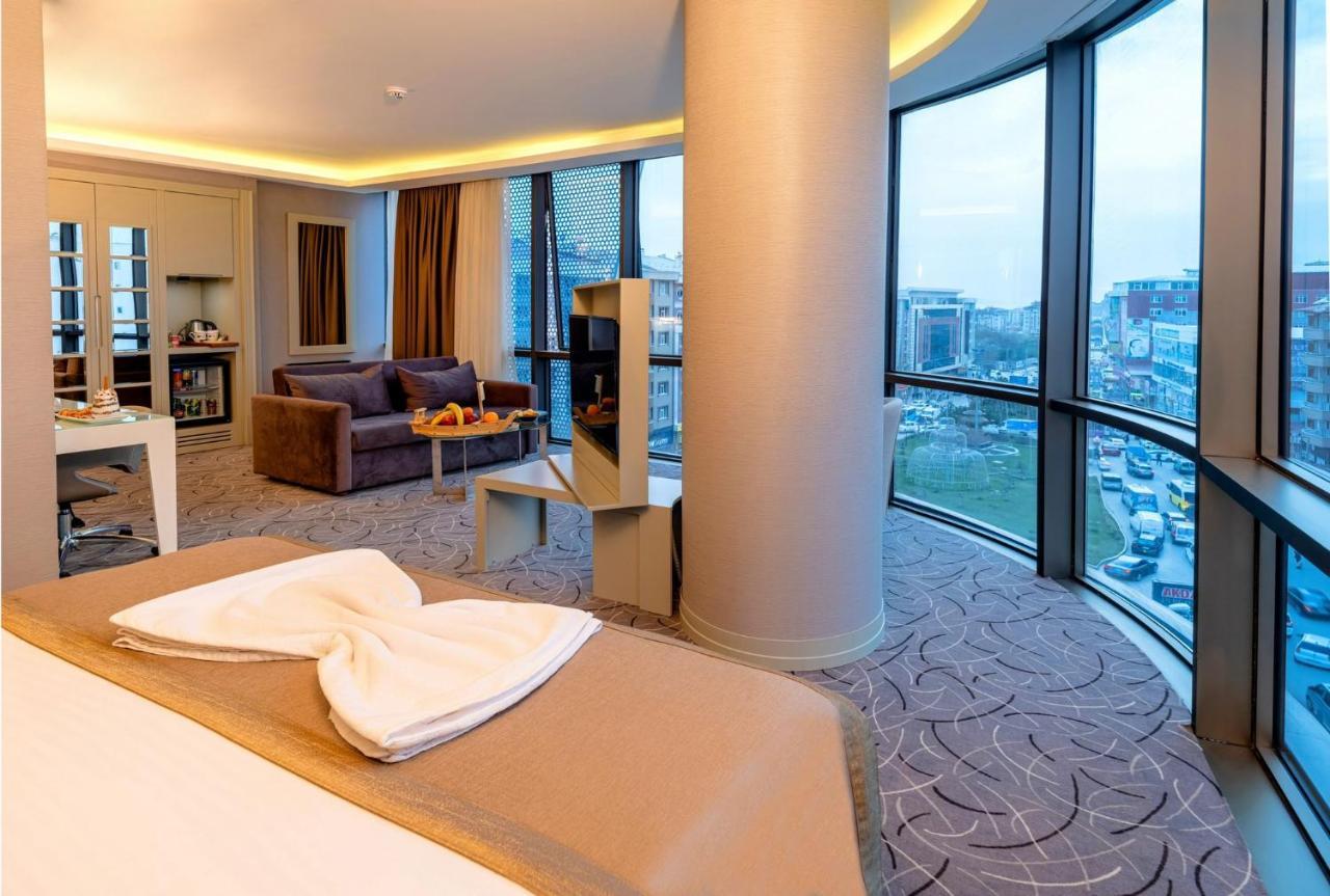 The Conforium Hotel Van Luaran gambar