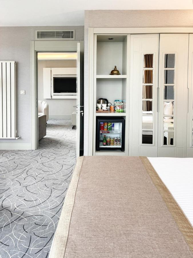 The Conforium Hotel Van Luaran gambar