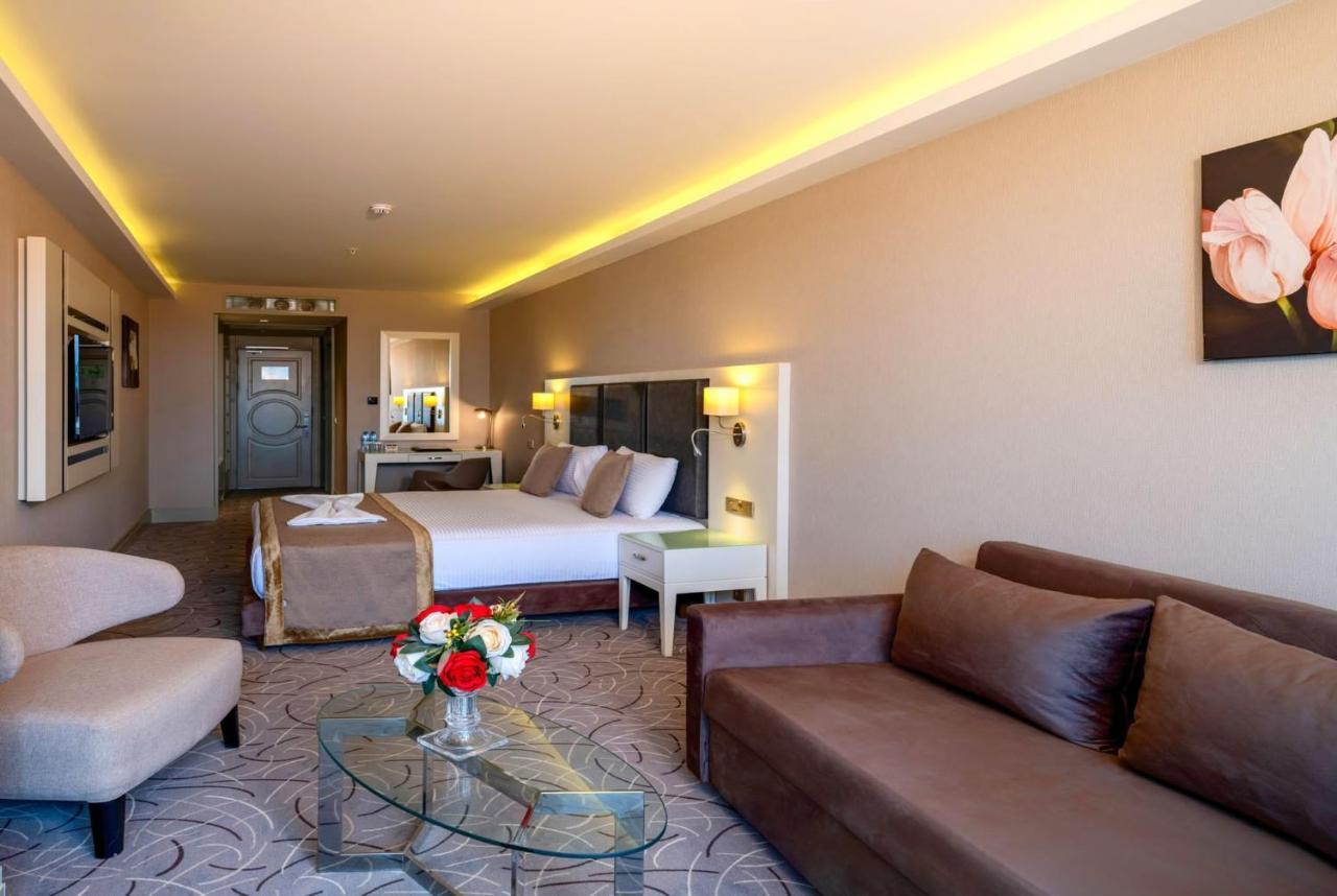 The Conforium Hotel Van Luaran gambar